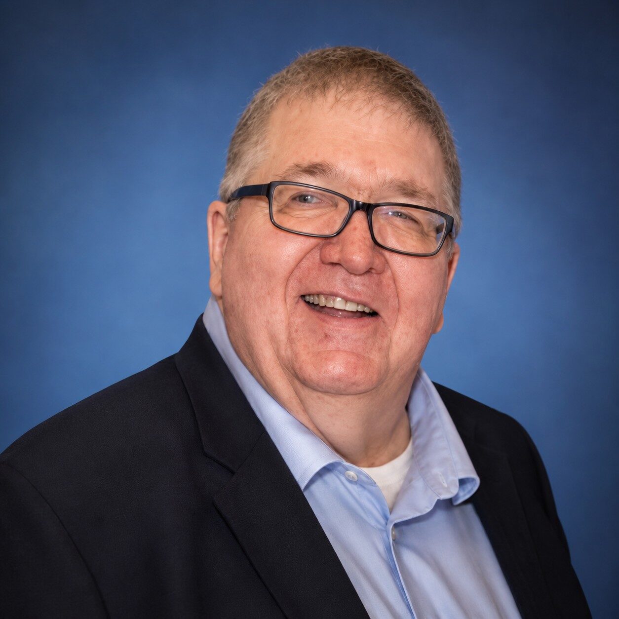 stephen darcy headshot